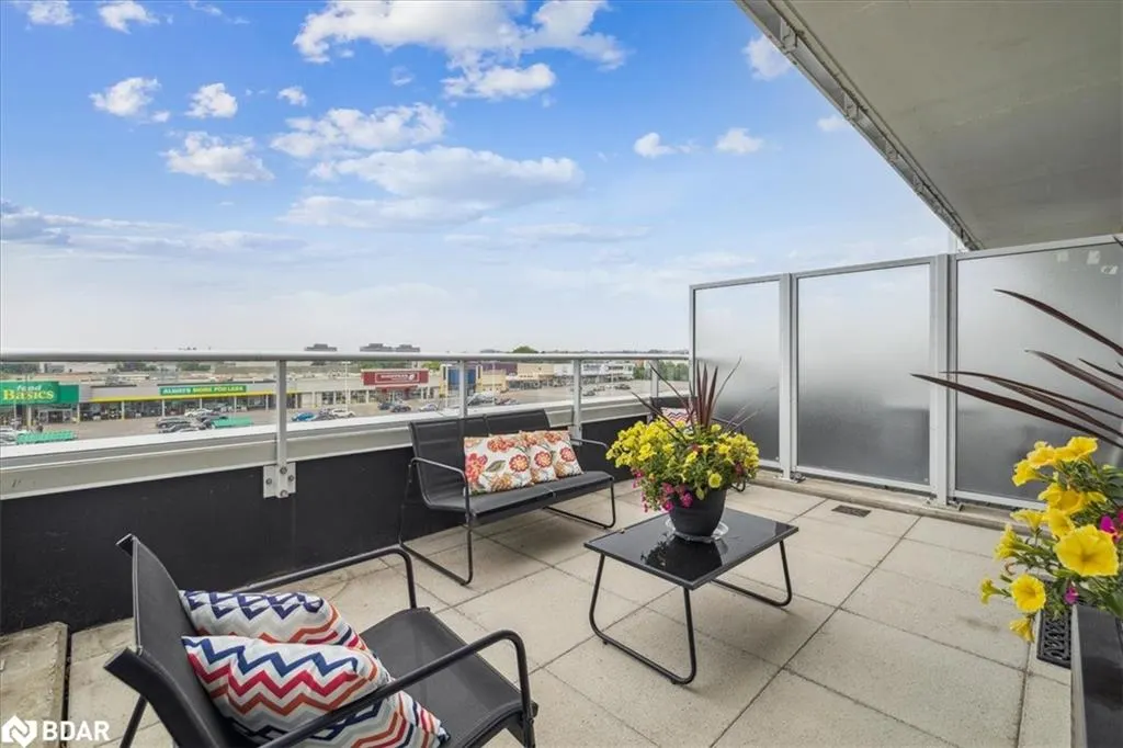 55 Speers Road Road, #12