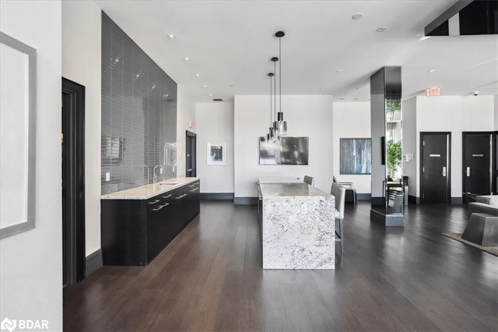 55 Speers Road Road, #12
