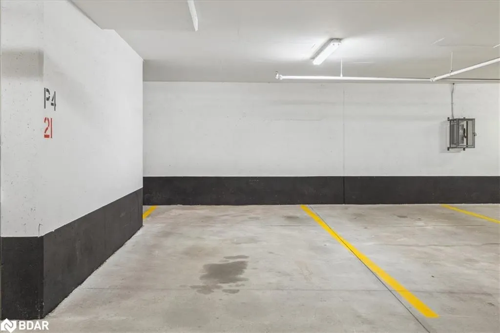 55 Speers Road Road, #12