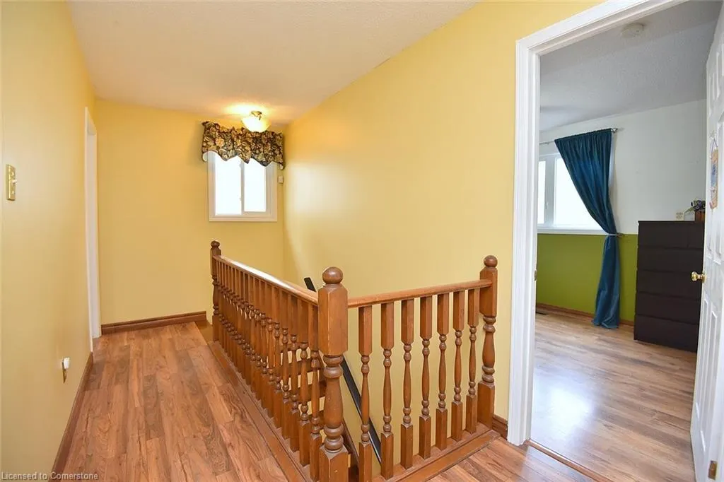 43 Niska Drive