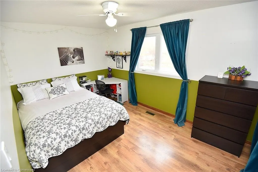 43 Niska Drive