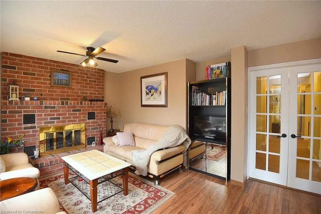 43 Niska Drive