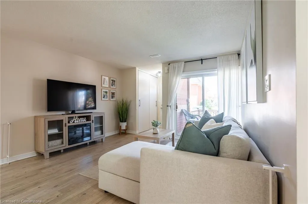 4140 Foxwood Drive, #203