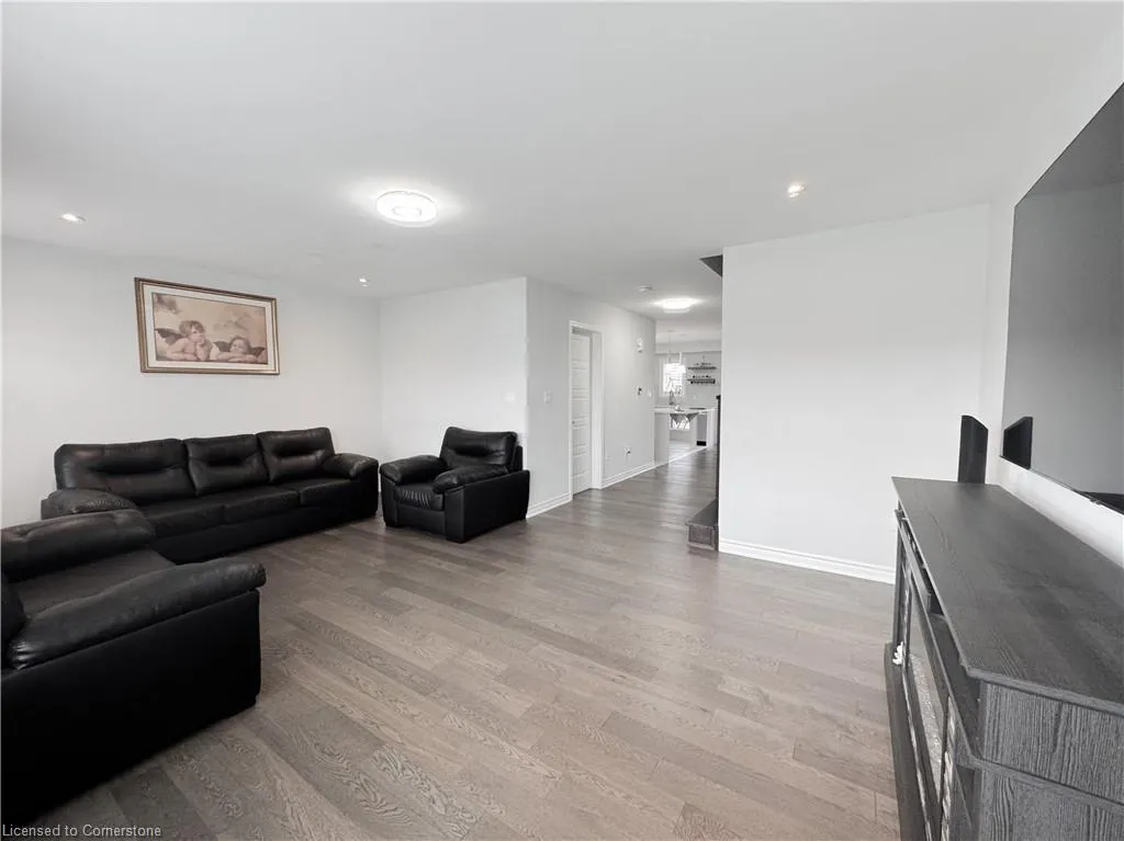 1125 Leger Way, #6