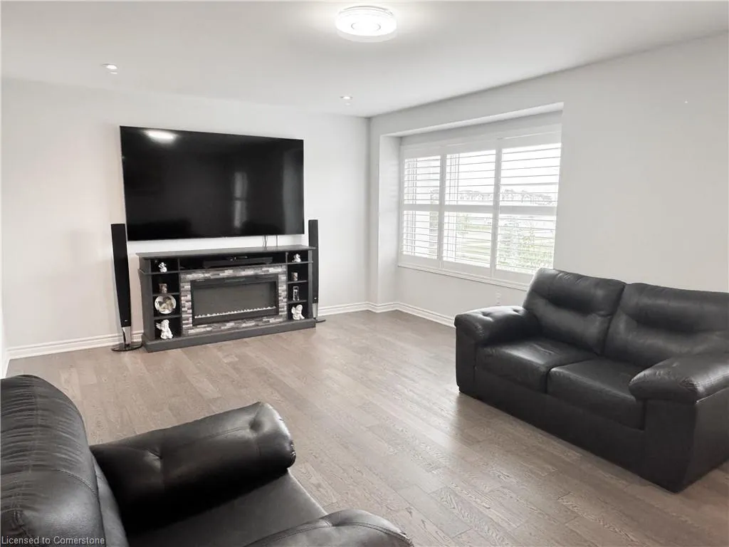 1125 Leger Way, #6