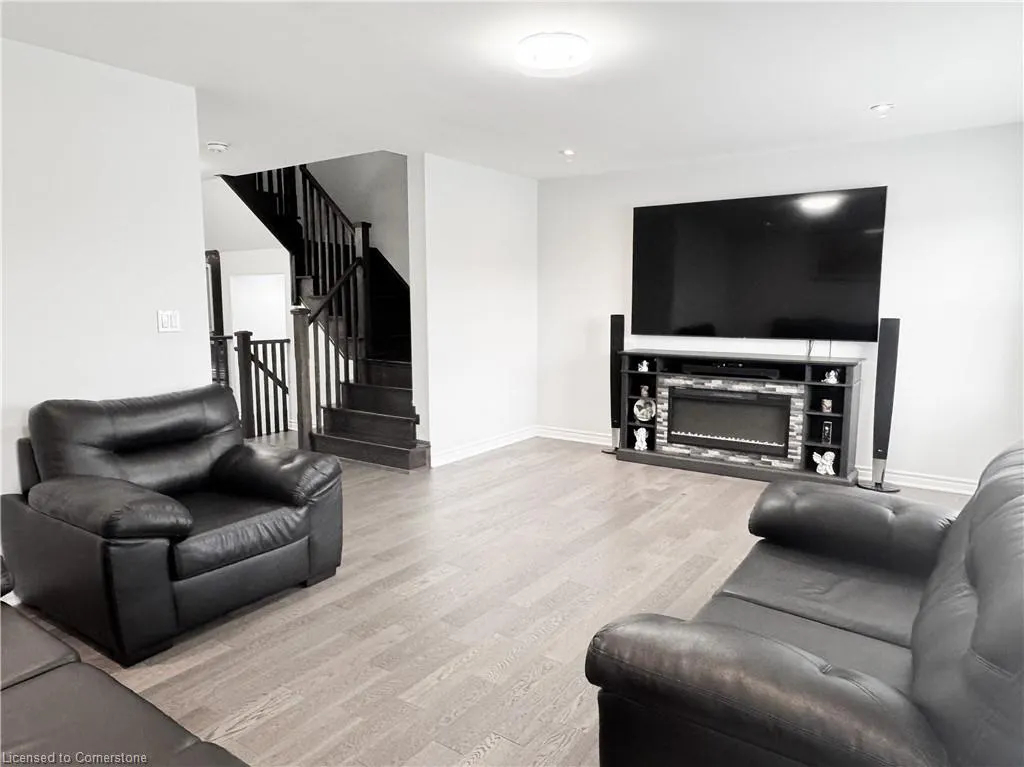 1125 Leger Way, #6