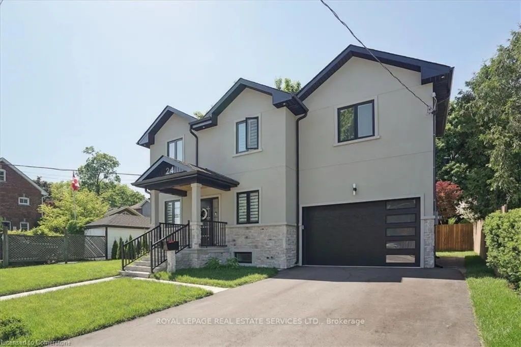 24 Peel Street N