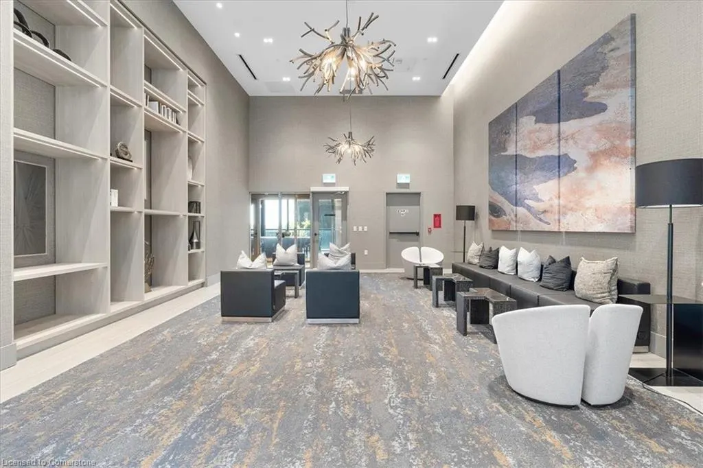 2450 Old Bronte Road, #706