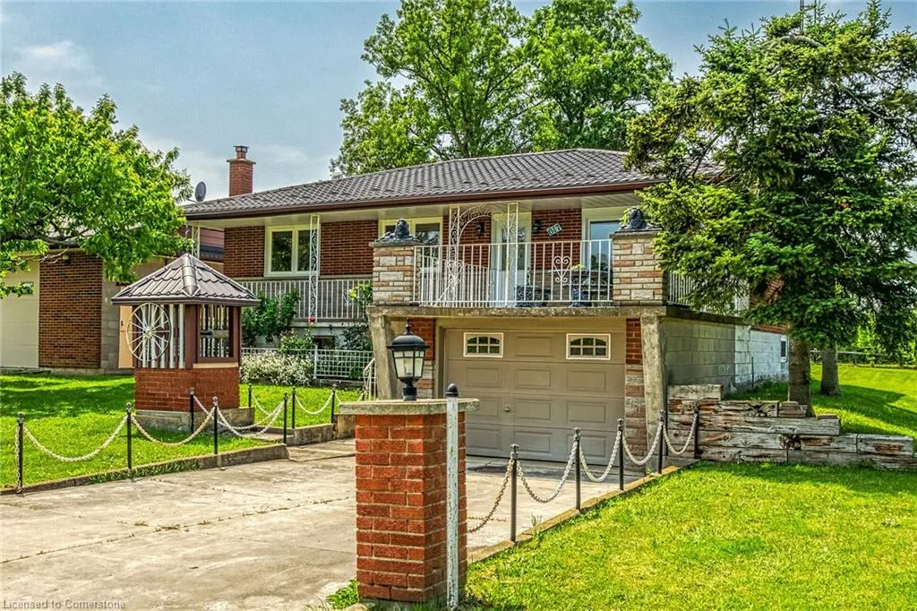 617 Eighth Road E