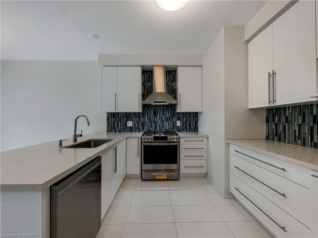 14 Brewis Street