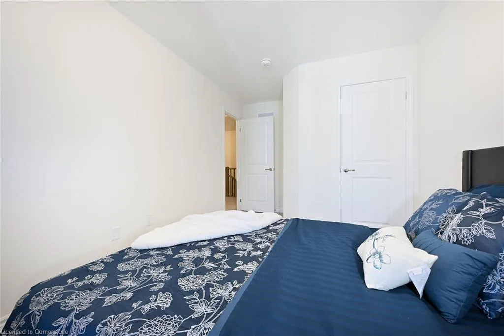 305 Garner Road W, #17