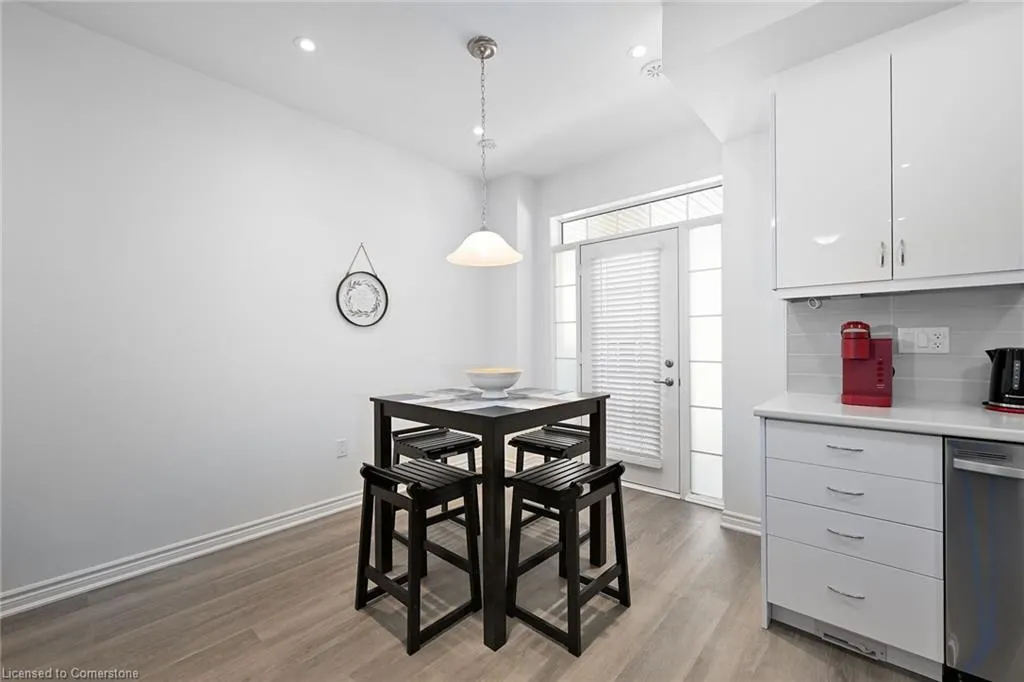 305 Garner Road W, #17