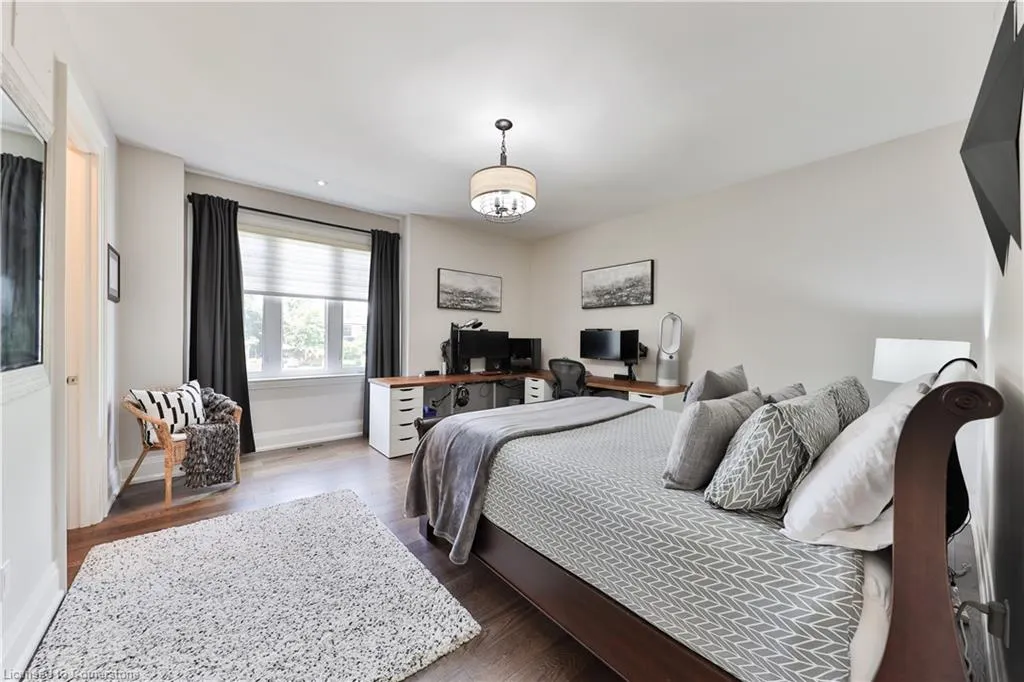 408 Saville Crescent