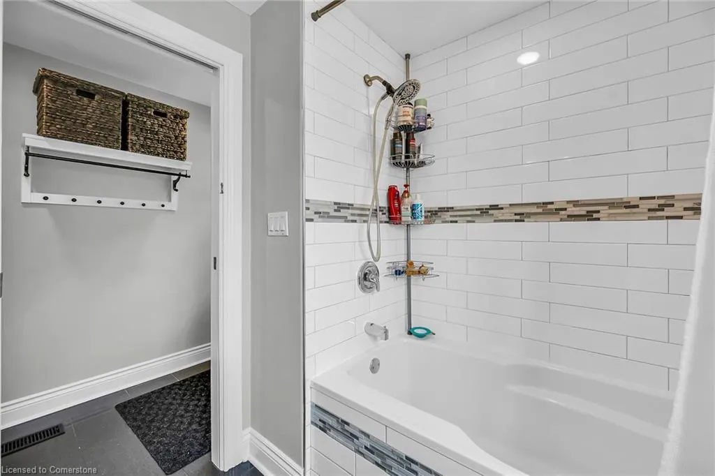 287 King Street W