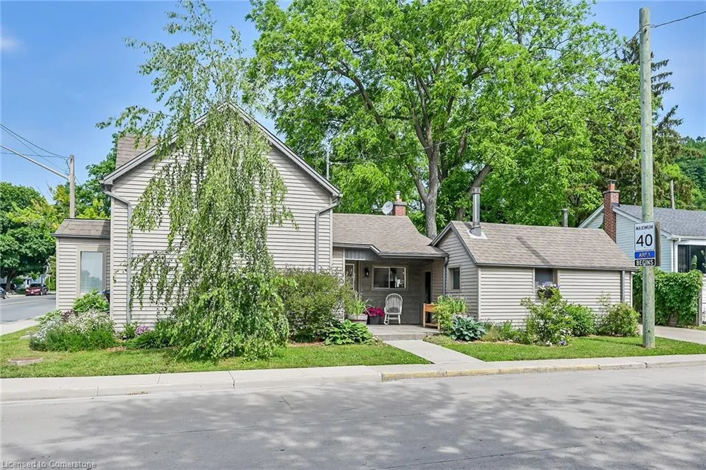 287 King Street W