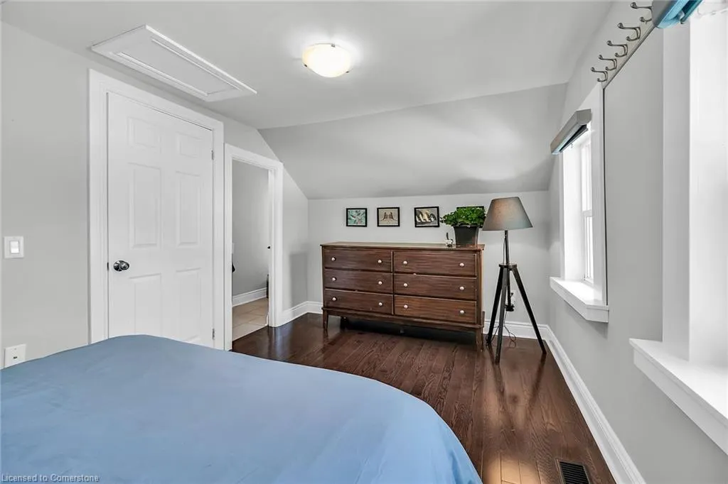 287 King Street W