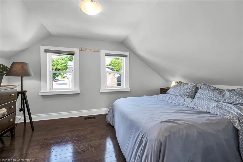 287 King Street W