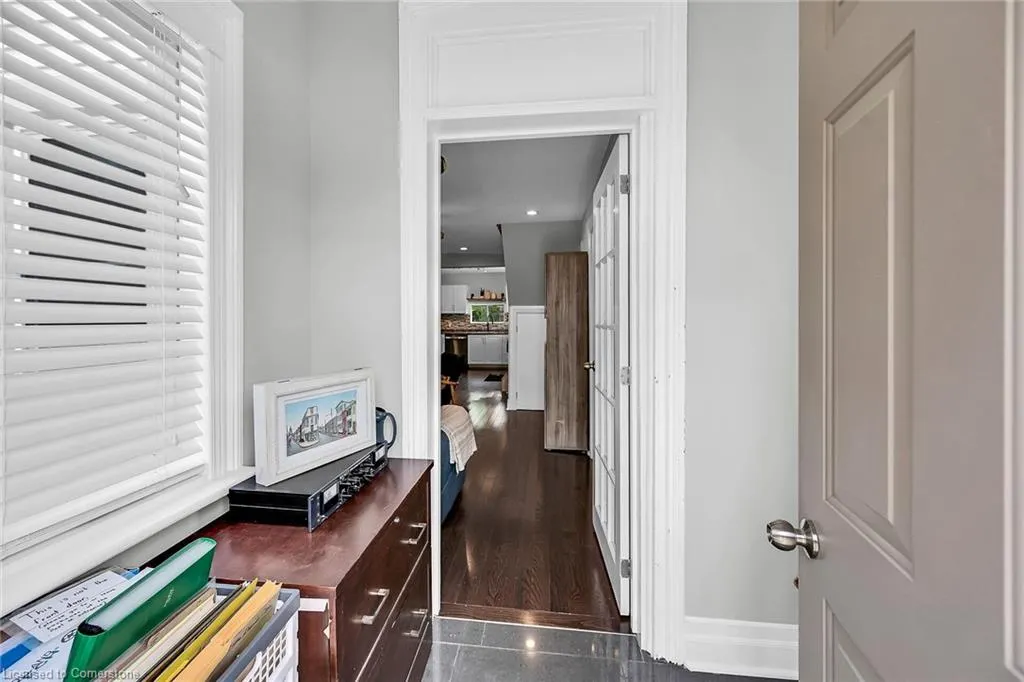 287 King Street W