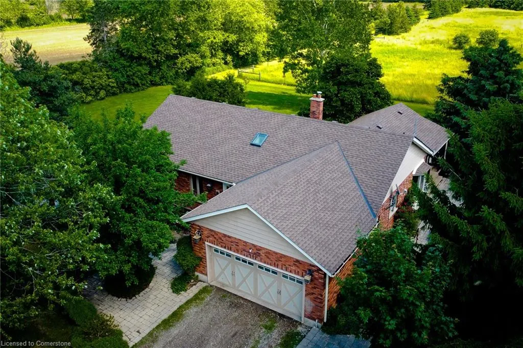 120 Pauline Johnson Road