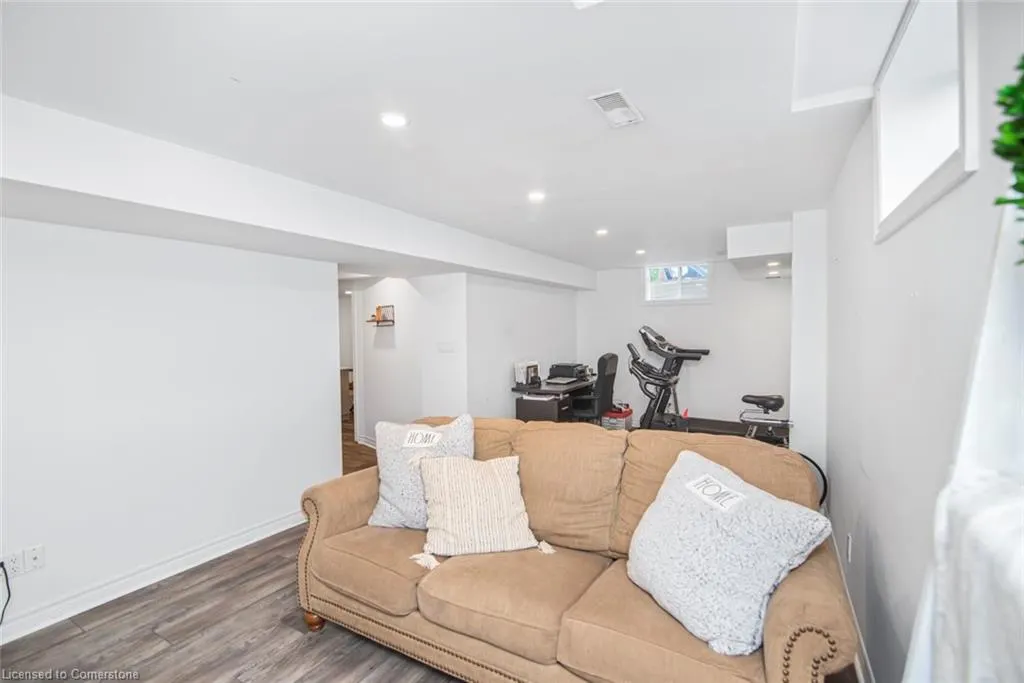 31 Griffith Drive