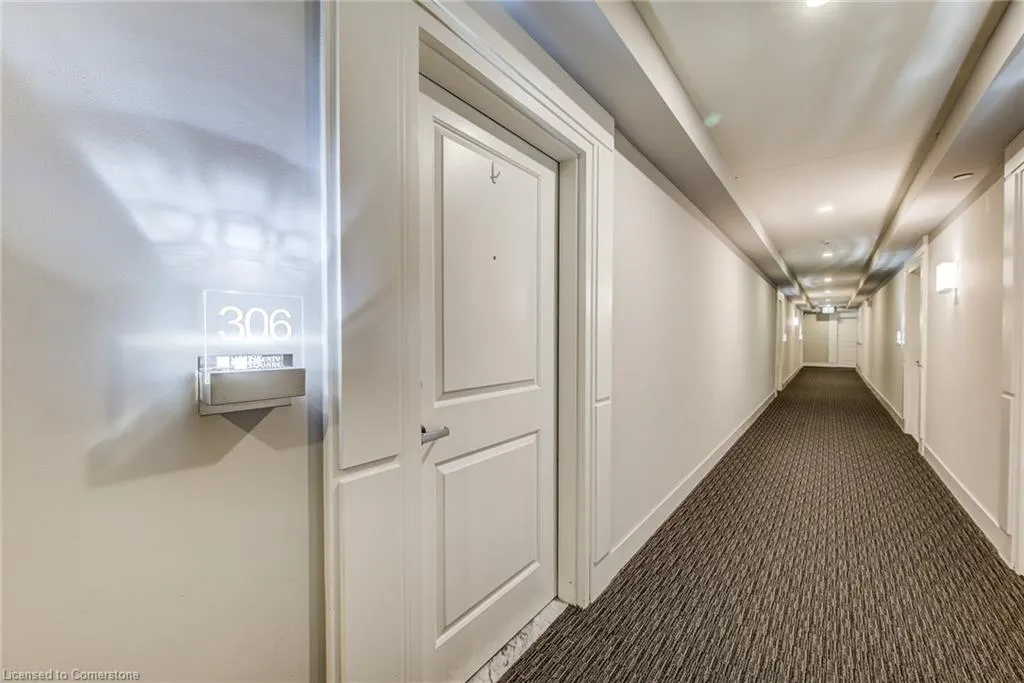 1284 Gordon Street, #306