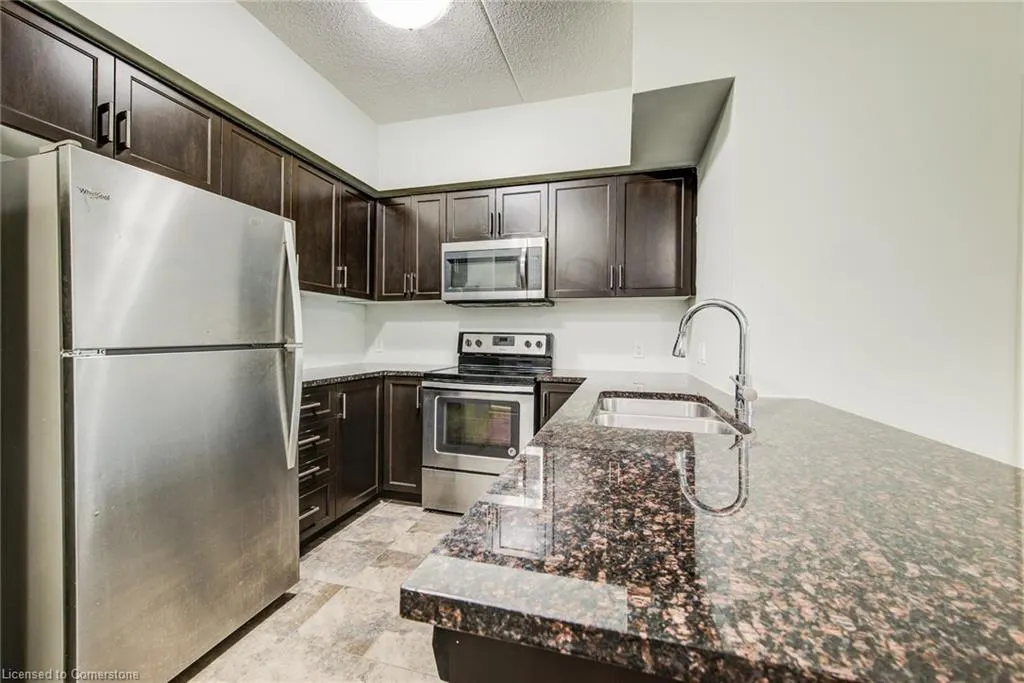 1284 Gordon Street, #306