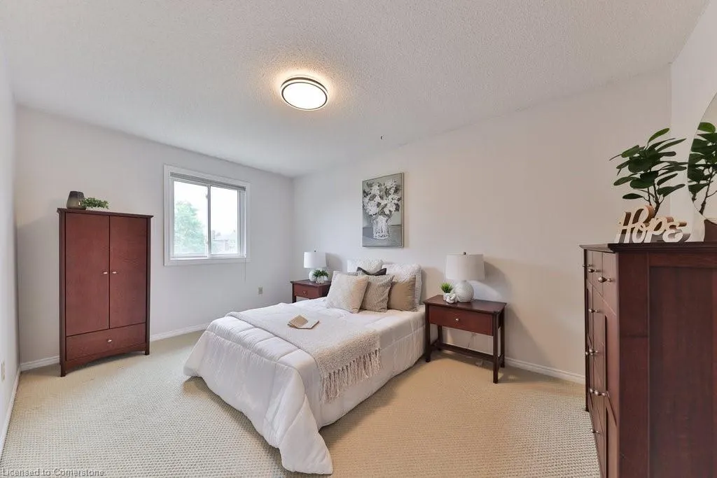 296 Evergreen Crescent