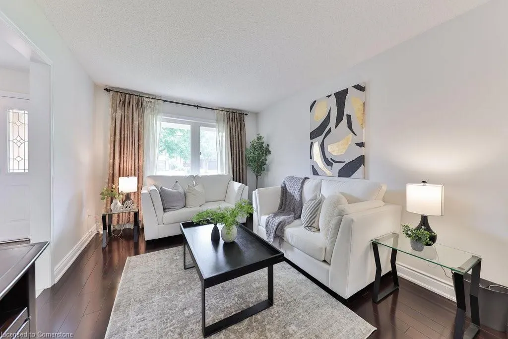 296 Evergreen Crescent