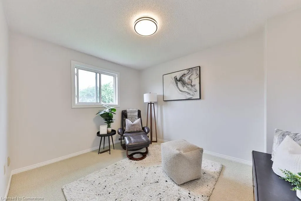 296 Evergreen Crescent