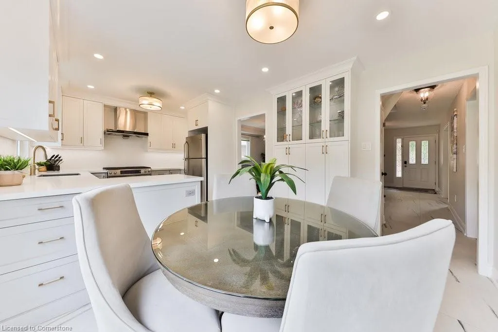 296 Evergreen Crescent