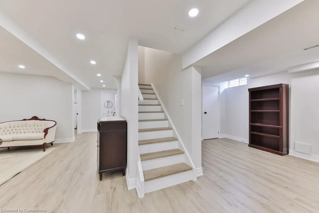 296 Evergreen Crescent