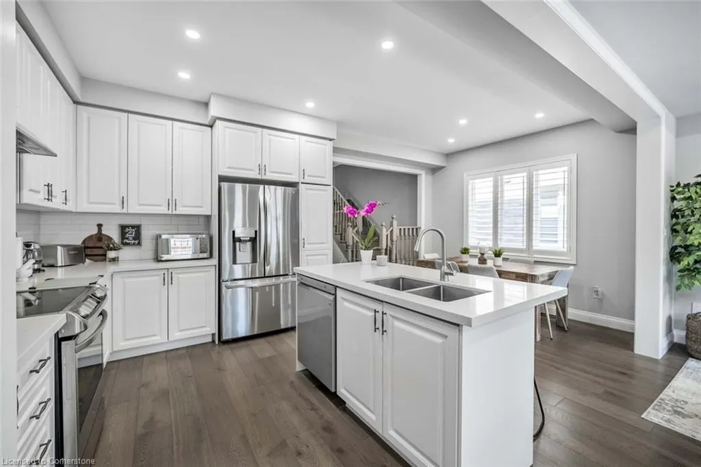 93 Westfield Crescent