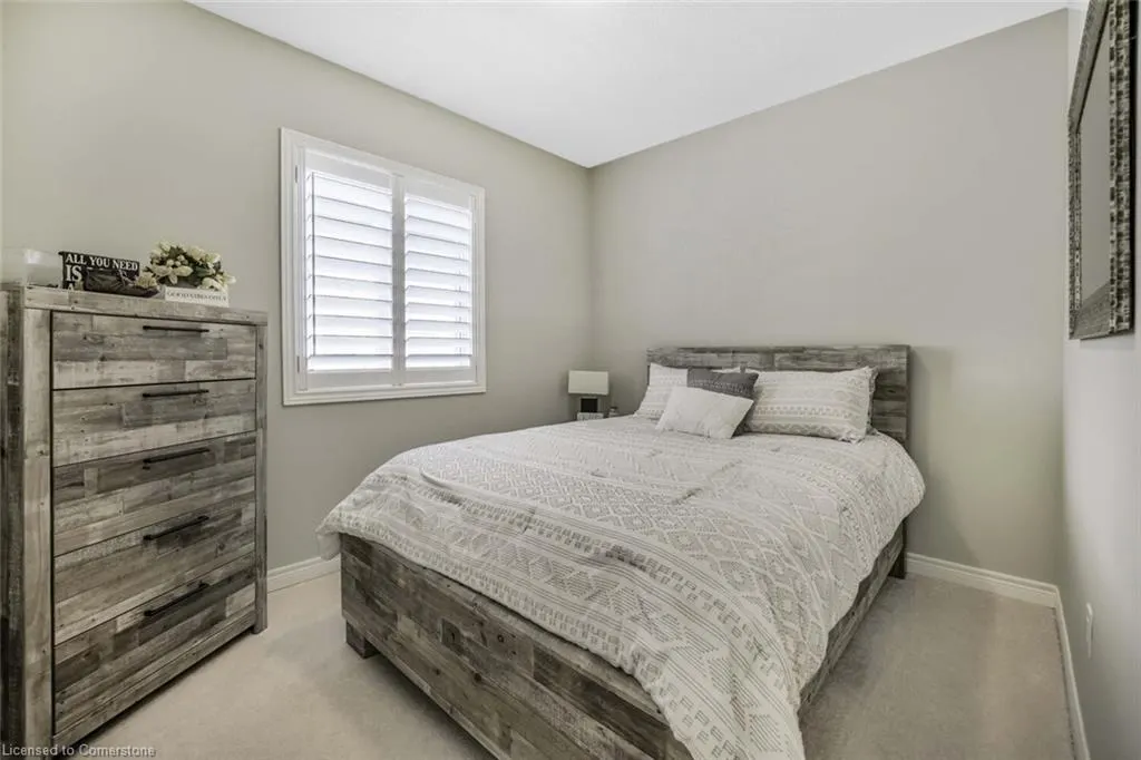 93 Westfield Crescent