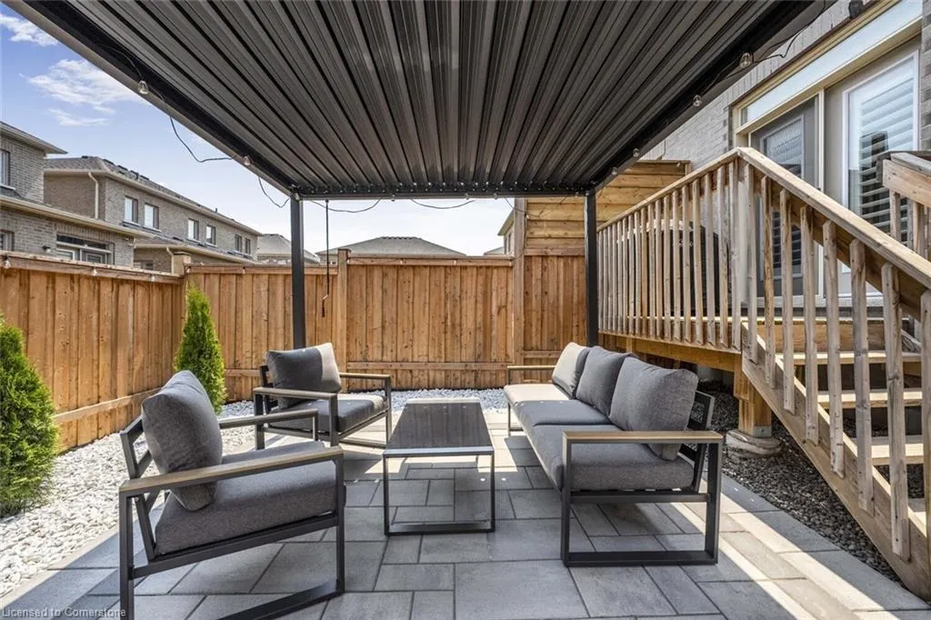93 Westfield Crescent