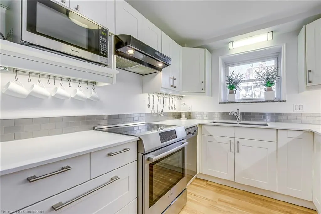 288 Reynolds Street, #1