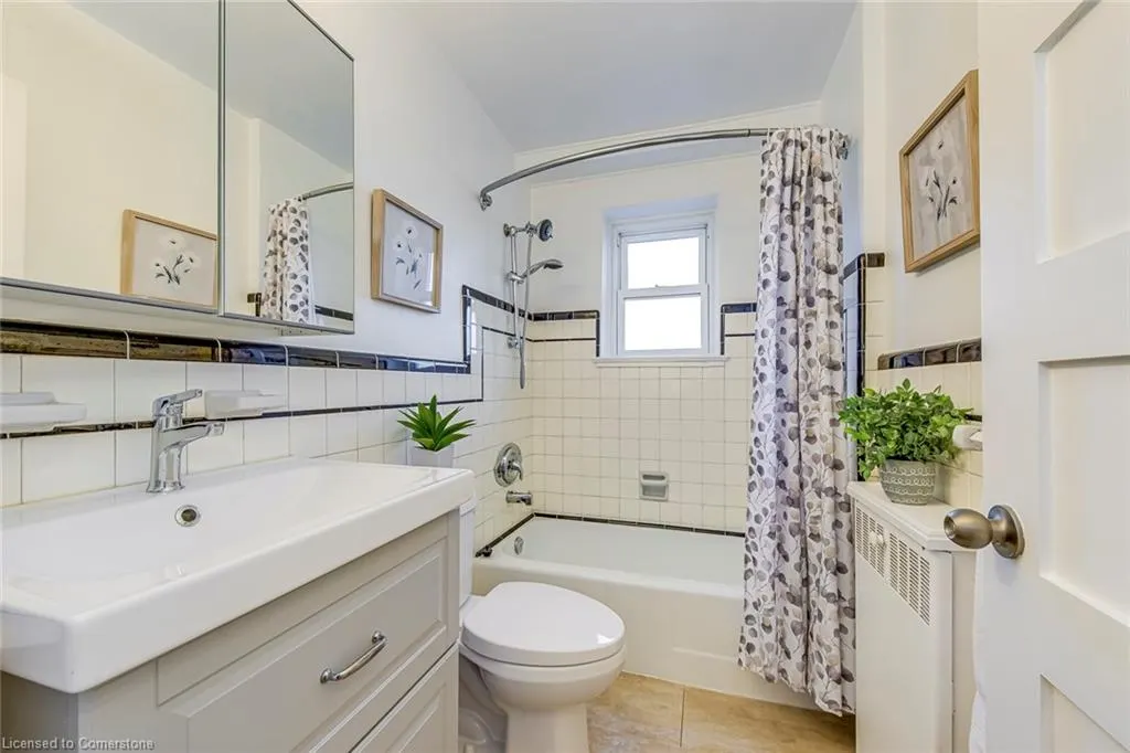 288 Reynolds Street, #1