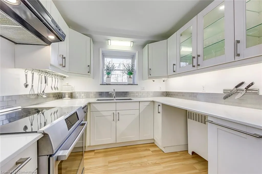 288 Reynolds Street, #1