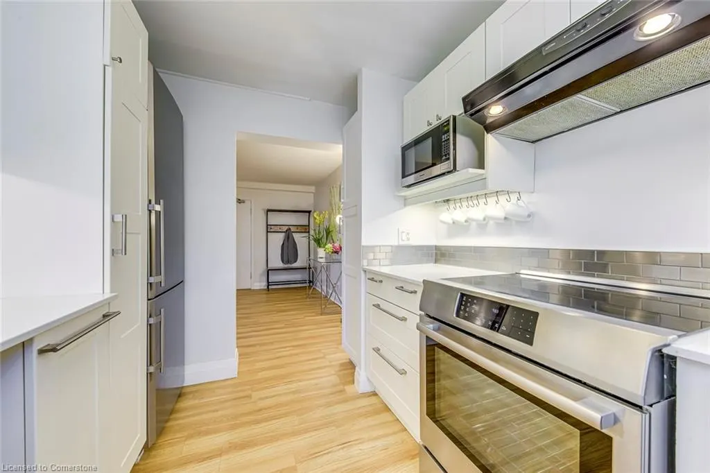 288 Reynolds Street, #1