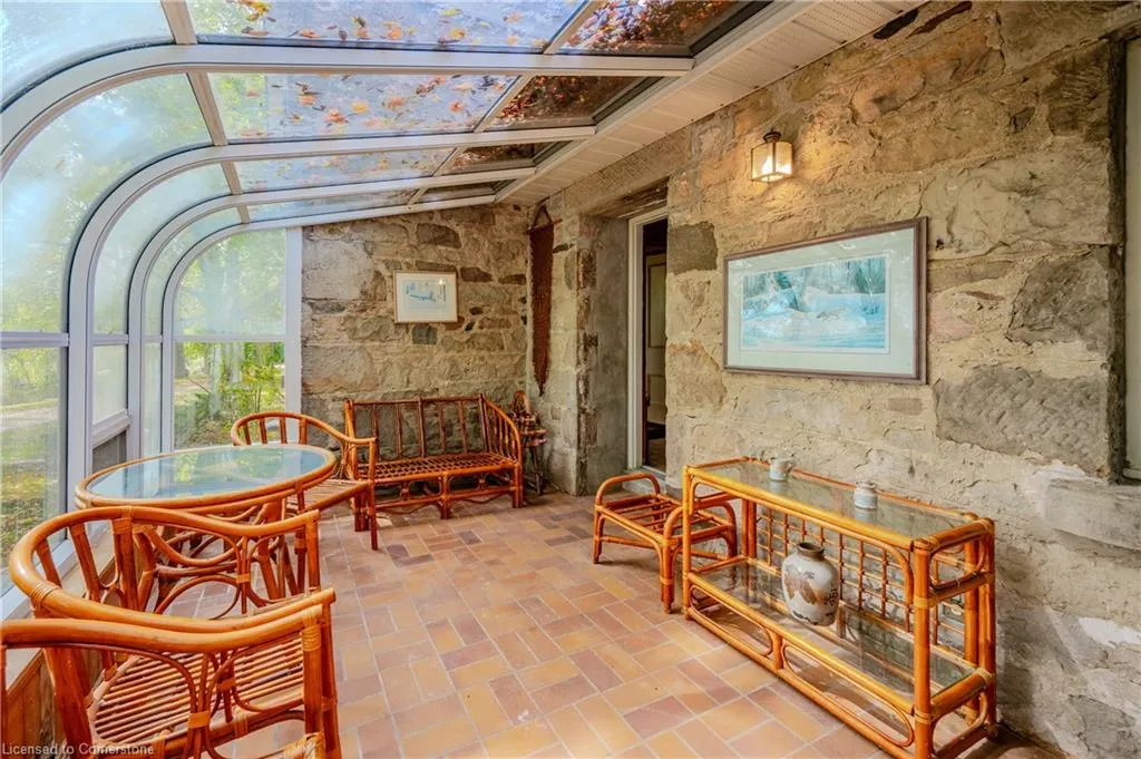 13265 Nassagaweya Puslinch Townline