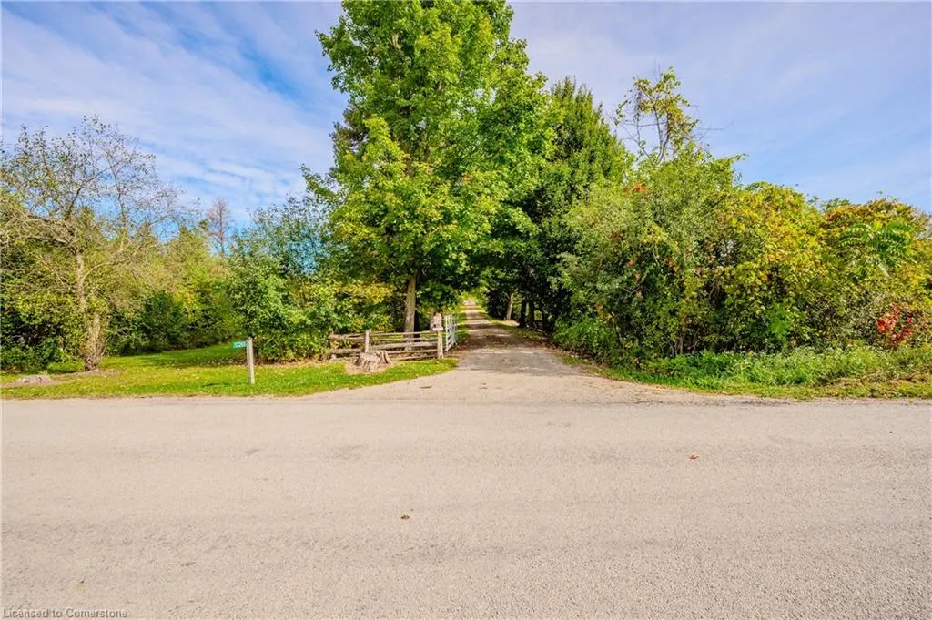 13265 Nassagaweya Puslinch Townline