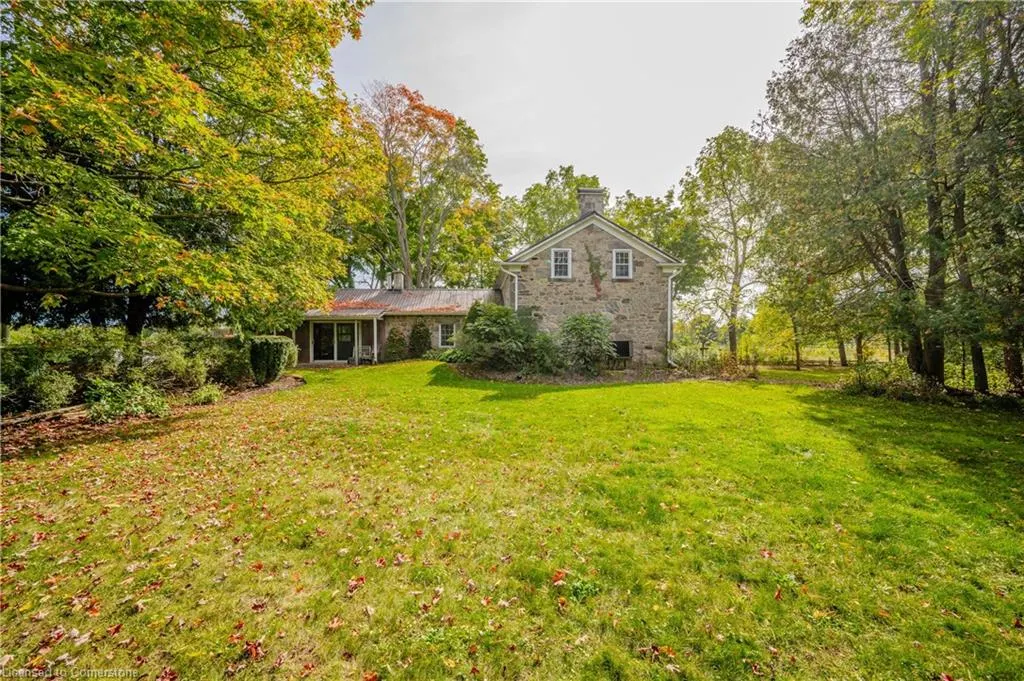13265 Nassagaweya Puslinch Townline