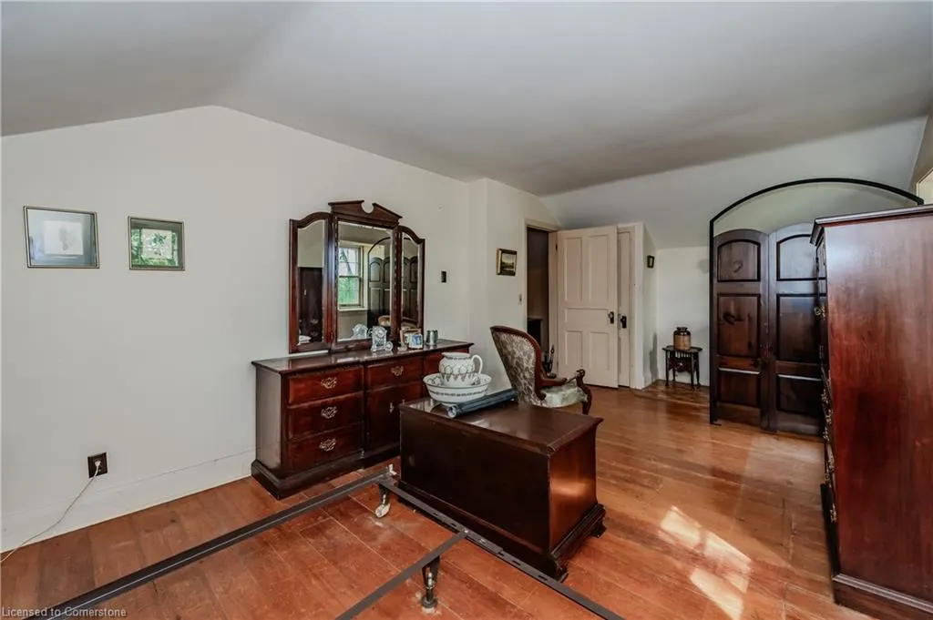 13265 Nassagaweya Puslinch Townline