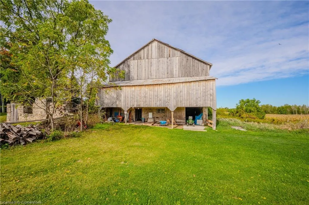 13265 Nassagaweya Puslinch Townline