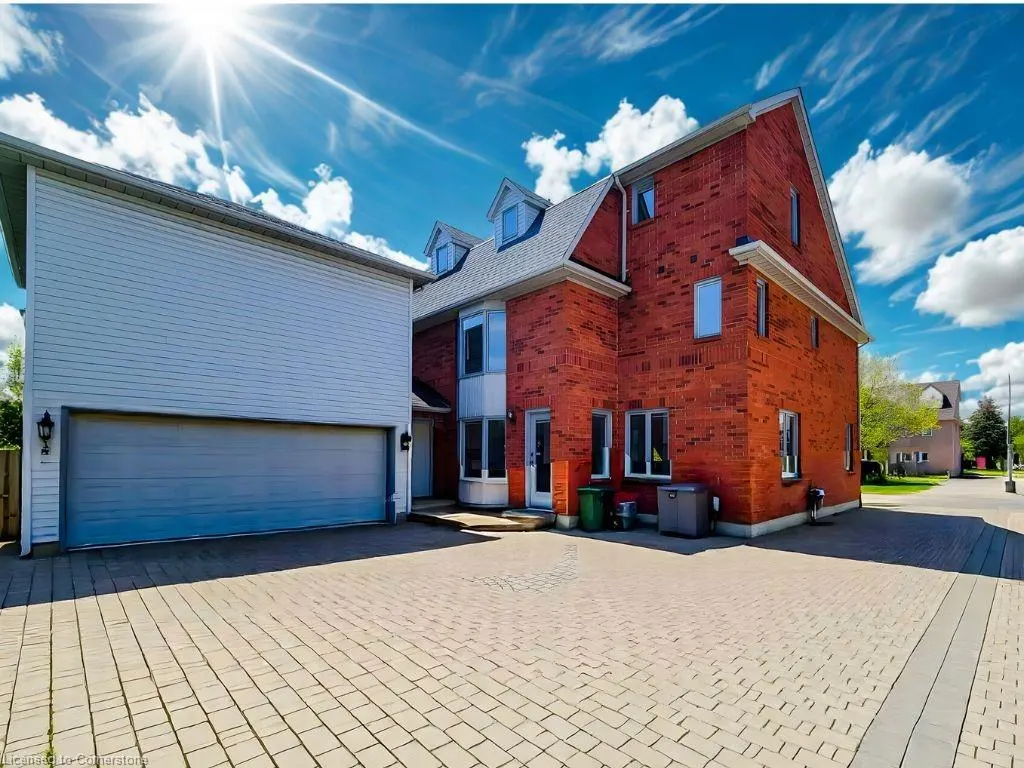 85 Meadowlands Boulevard
