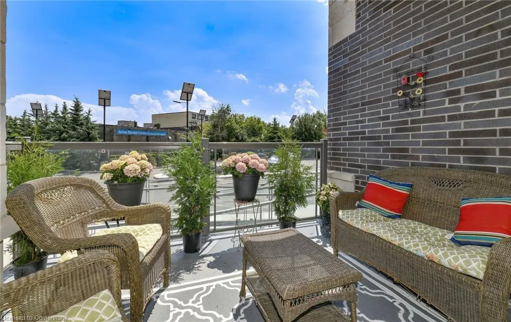 383 Main Street, #112