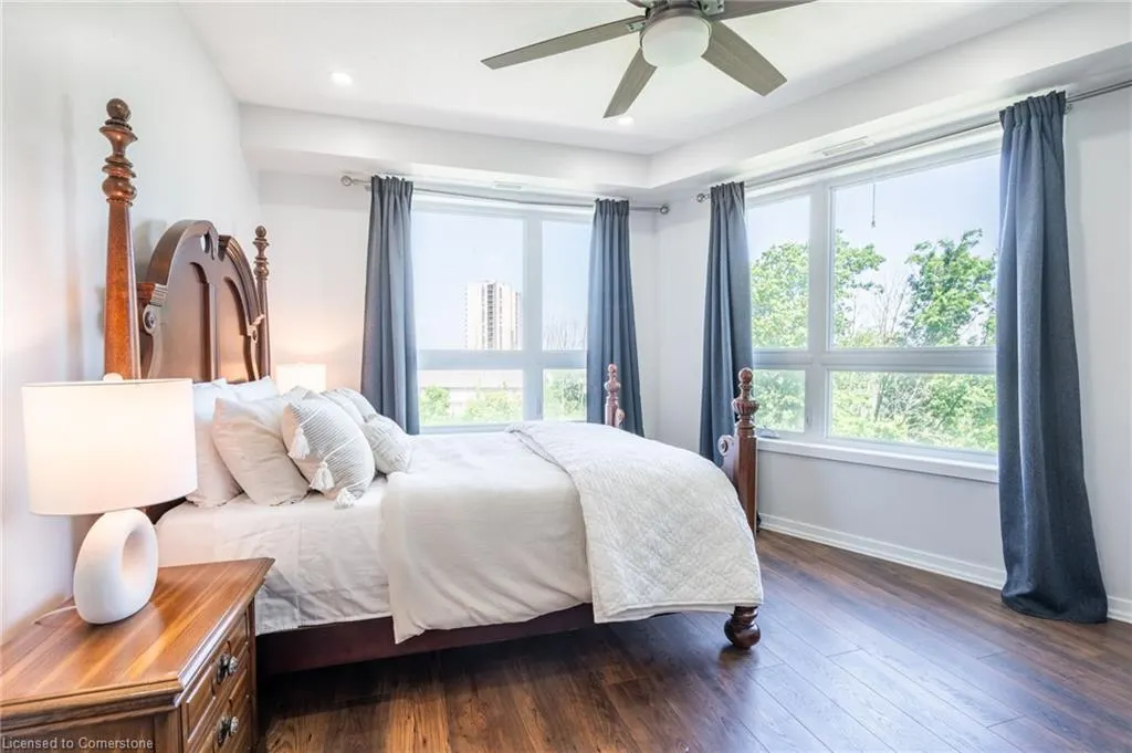 125 Shoreview Place, #422