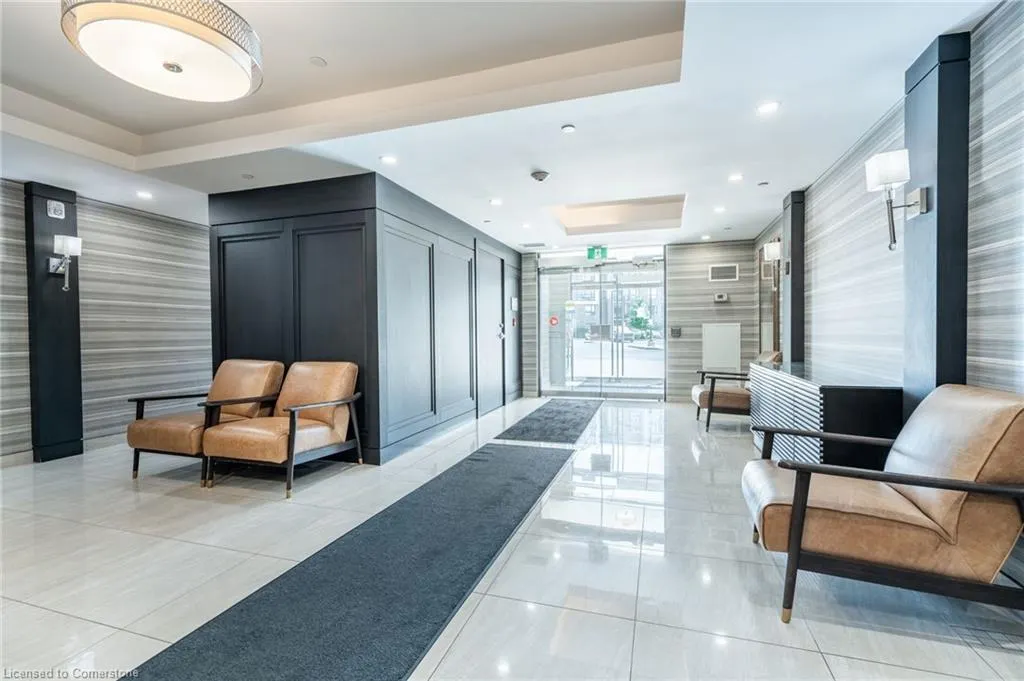 125 Shoreview Place, #422