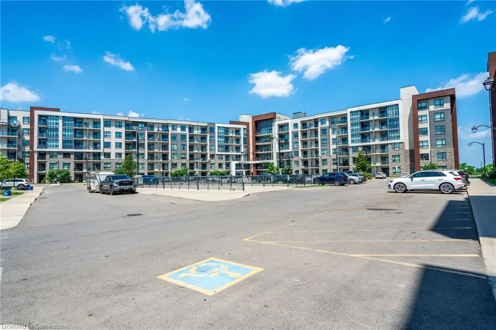 125 Shoreview Place, #422