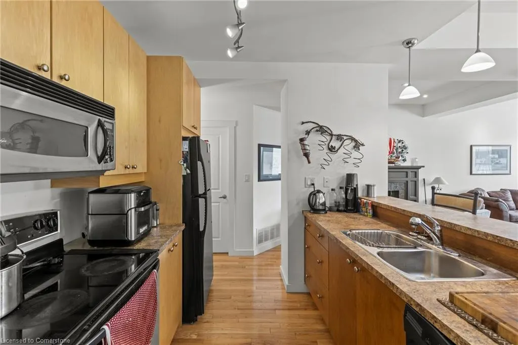 49 Ontario Street, #1