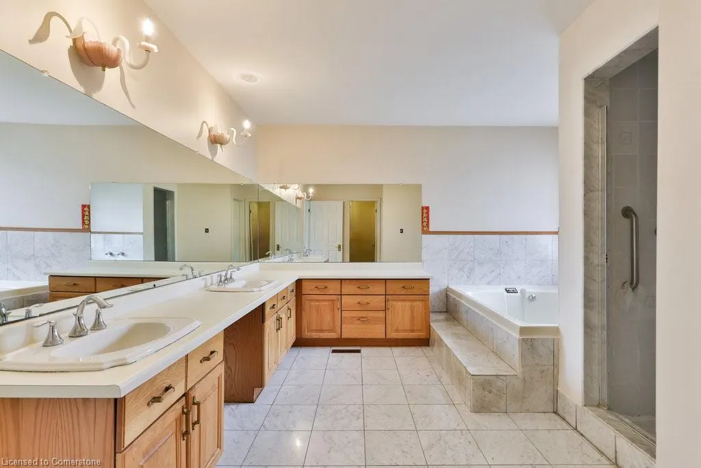 2390 Mississauga Road